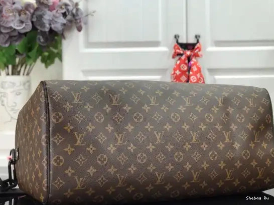 VUITTON KEEPALL BANDOULIÈRE LOUIS 50 0611